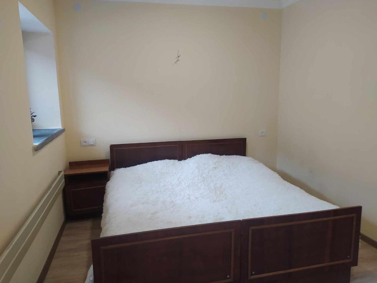 Verishen Guest House B&B Ґоріс Екстер'єр фото