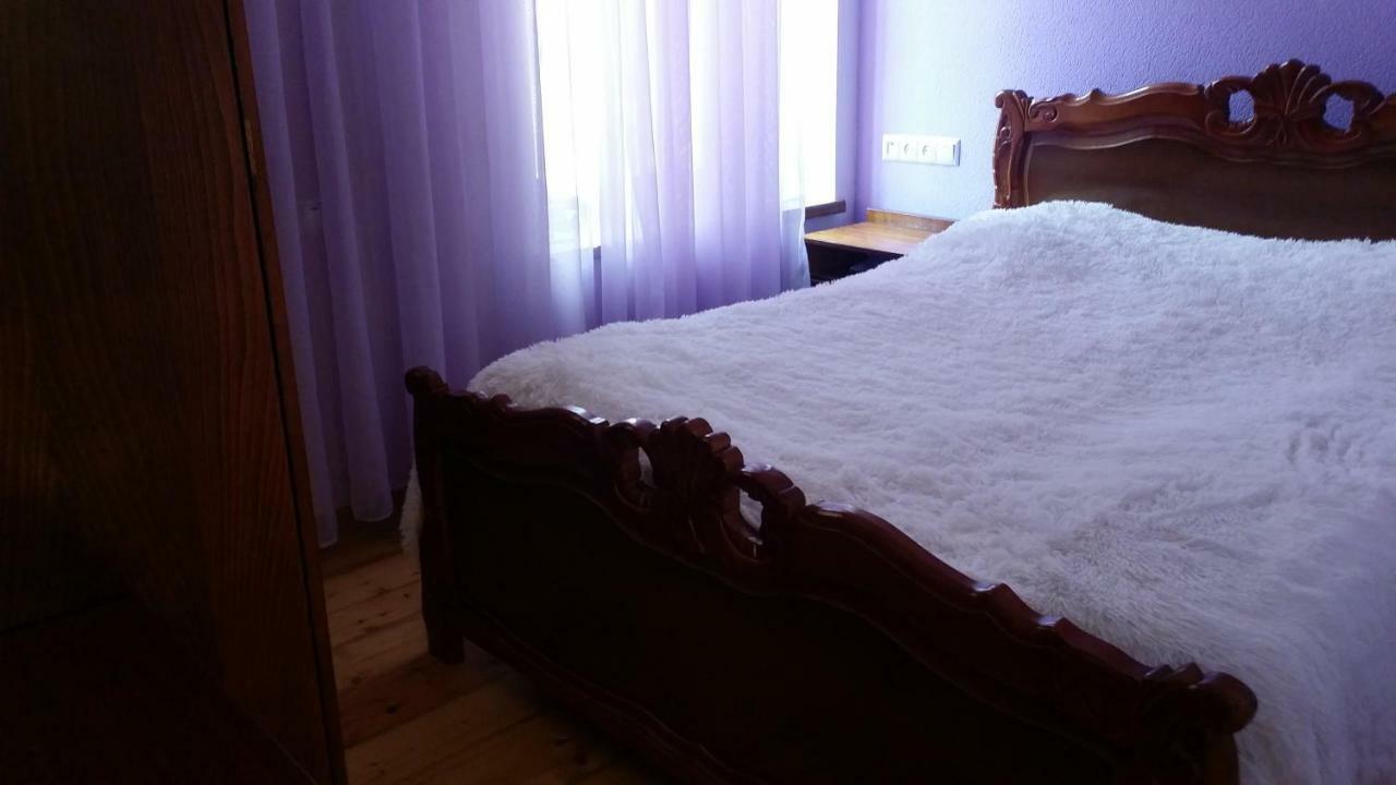 Verishen Guest House B&B Ґоріс Екстер'єр фото